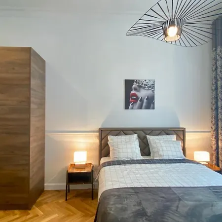 Διαμέρισμα Beautiful Apartment In The Heart Of Krakow. *